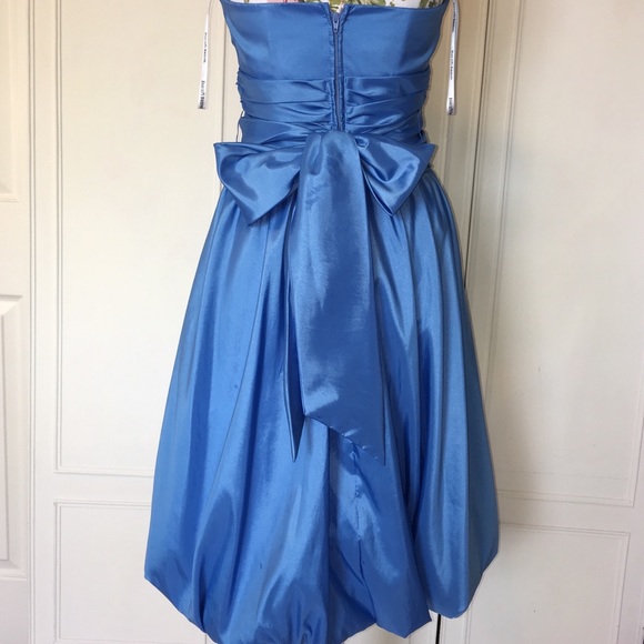 Strapless Sky Blue Dress - Picture 4 of 4